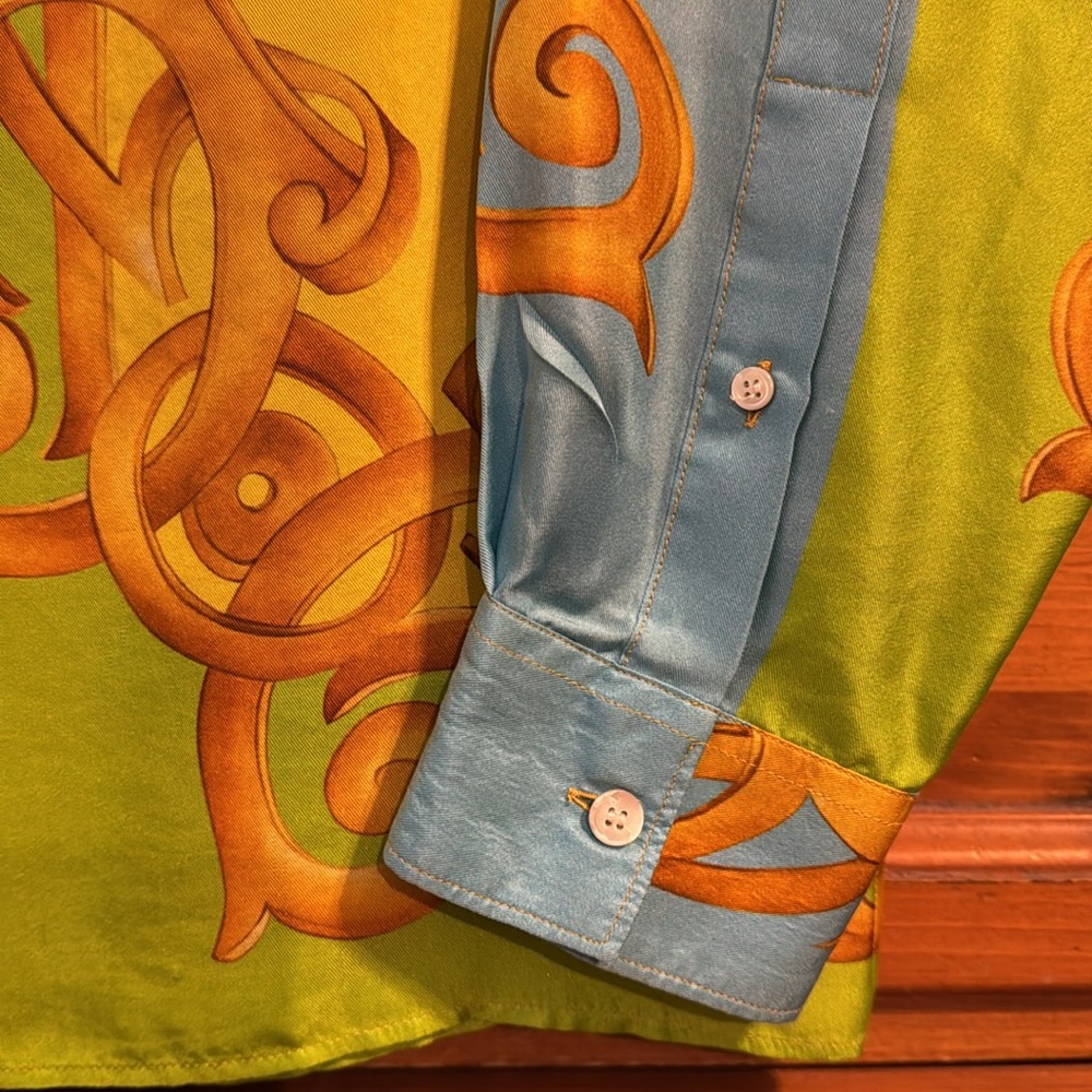 VERSACE SHIRT - Picture 4 of 6